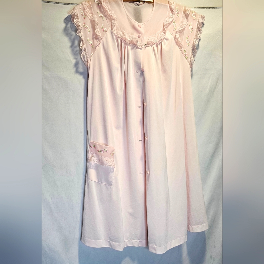 Shadow Line Vintage Pink Lace Trim Button Down Nightgown